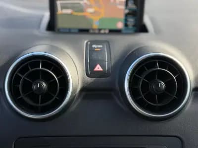 Sell Audi A1 Sportback 2014 - 11500 EUR, 152000 km - AUTO.MOTO.pt