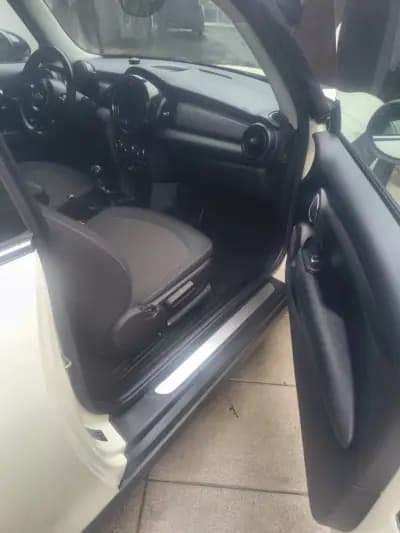 Vendo MINI One 2014 - 10900 EUR, 138000 km - AUTO.MOTO.pt