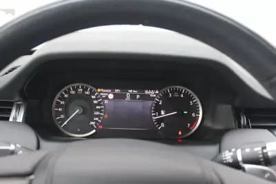 Vendo Land Rover Discovery Sport 2022 - 39780 EUR, 56494 km - AUTO.MOTO.pt