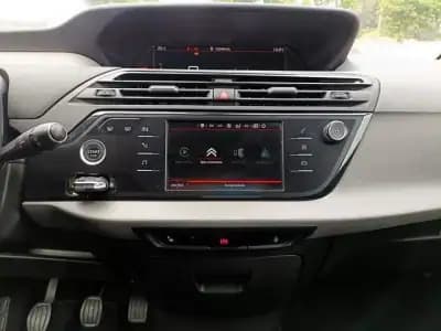 Sell Citroën C4 Spacetourer 2019 - 19900 EUR, 90359 km - AUTO.MOTO.pt