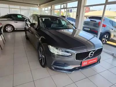 Sell Volvo V90 2018 - 20990 EUR, 188000 km - AUTO.MOTO.pt