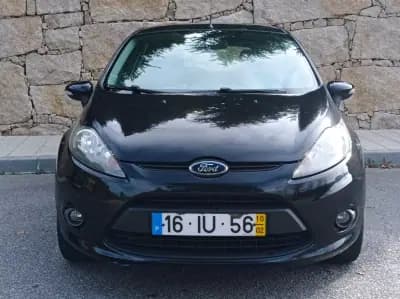 Vendo Ford Fiesta 2010 - 6490 EUR, 193000 km - AUTO.MOTO.pt
