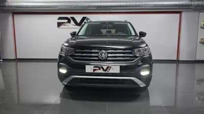 Vendo Volkswagen T-Cross 2020 - 18990 EUR, 120000 km - AUTO.MOTO.pt