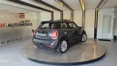 Sell MINI 2019 - 25500 EUR, 96321 km - AUTO.MOTO.pt