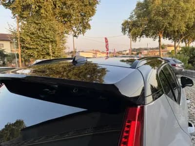 Sell Volvo XC 40 2021 - 31500 EUR, 77000 km - AUTO.MOTO.pt