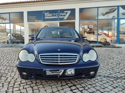 Vendo Mercedes-Benz C 200 2001 - 5900 EUR, 211000 km - AUTO.MOTO.pt
