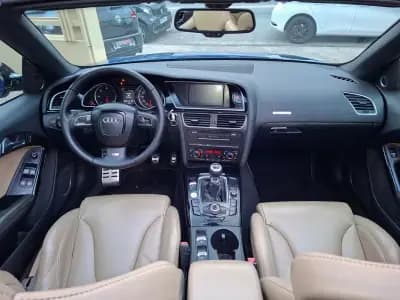 Vendo Audi A5 Cabrio 2009 - 17500 EUR, 234000 km - AUTO.MOTO.pt
