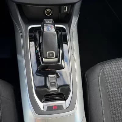 Sell Peugeot 308 SW 2019 - 13990 EUR, 149000 km - AUTO.MOTO.pt