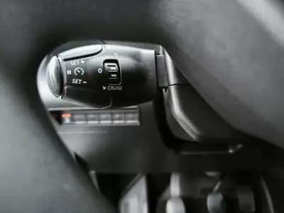 Vendo Peugeot Partner 2020 - 13950 EUR, 114372 km - AUTO.MOTO.pt