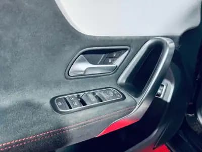 Vendo Mercedes-Benz A 250 2022 - 29250 EUR, 96401 km - AUTO.MOTO.pt