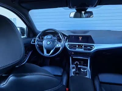 Vendo BMW 318 2019 - 28490 EUR, 74597 km - AUTO.MOTO.pt