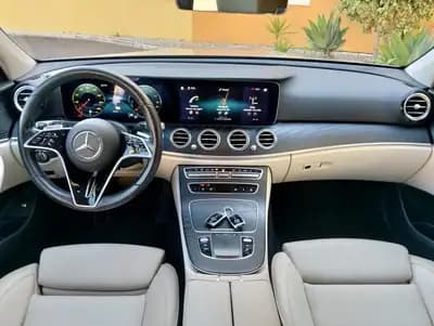 Vendo Mercedes-Benz E 300 2020 - 31480 EUR, 125000 km - AUTO.MOTO.pt