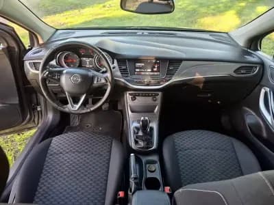 Sell Opel Astra Sports Tourer 2017 - 8900 EUR, 231400 km - AUTO.MOTO.pt