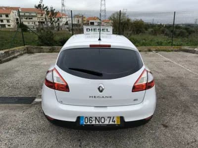 Vendo Renault Mégane 2013 - 4950 EUR, 317737 km - AUTO.MOTO.pt