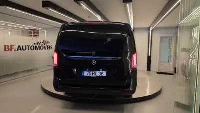 Vendo Mercedes-Benz V 220 2016 - 29900 EUR, 321809 km - AUTO.MOTO.pt