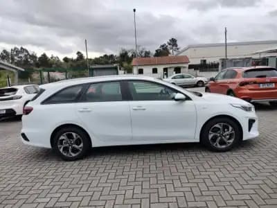 Vendo Kia Ceed SW 2020 - 15500 EUR, 58500 km - AUTO.MOTO.pt