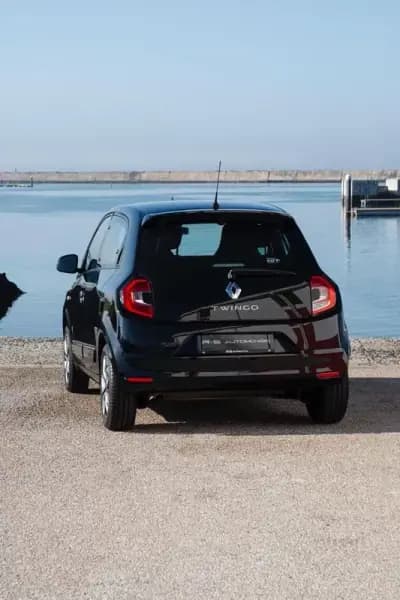 Vendo Renault Twingo 2020 - 10000 EUR, 80000 km - AUTO.MOTO.pt