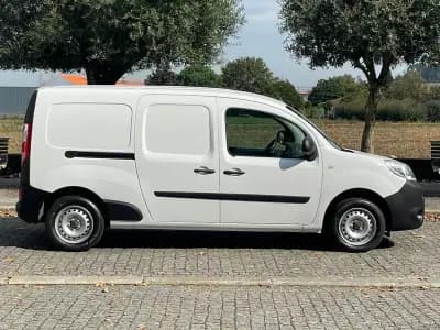 Sell Renault Kangoo 2021 - 13900 EUR, 151000 km - AUTO.MOTO.pt