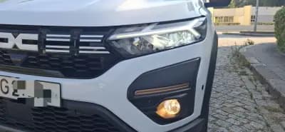 Vendo Dacia Jogger 2024 - 21500 EUR, 98000 km - AUTO.MOTO.pt