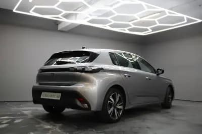 Sell Peugeot 308 2023 - 25800 EUR, 55300 km - AUTO.MOTO.pt