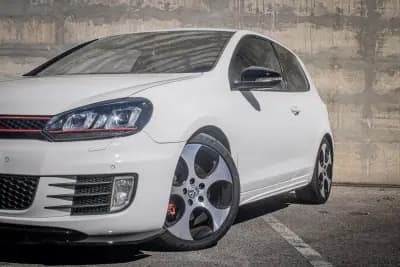 Sell Volkswagen Golf 2010 - 15990 EUR, 190000 km - AUTO.MOTO.pt