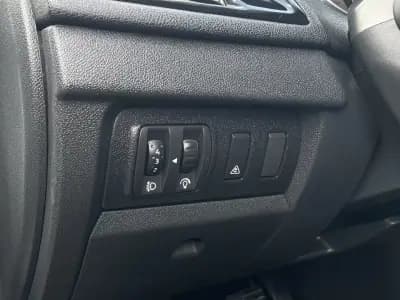 Vendo Renault Mégane 2011 - 7500 EUR, 272530 km - AUTO.MOTO.pt