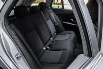 Sell Mercedes-Benz C 180 2020 - 20900 EUR, 212147 km - AUTO.MOTO.pt