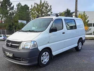 Sell Toyota HiAce 2010 - 12500 EUR, 331380 km - AUTO.MOTO.pt