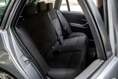 Sell BMW 318 2009 - 8990 EUR, 251602 km - AUTO.MOTO.pt