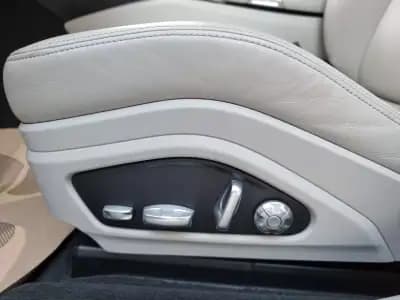 Vendo Porsche Panamera Sport Turismo 2018 - 84990 EUR, 147000 km - AUTO.MOTO.pt