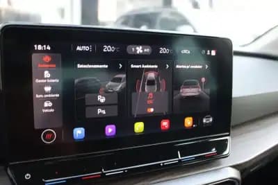 Vendo SEAT Leon 2021 - 18900 EUR, 136631 km - AUTO.MOTO.pt