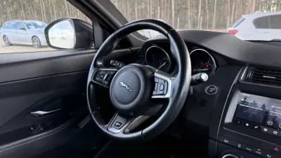 Vendo Jaguar E-Pace 2019 - 23900 EUR, 164000 km - AUTO.MOTO.pt