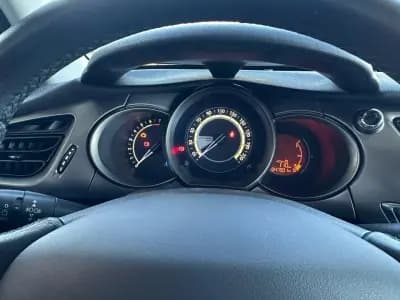 Sell Citroën C3 2016 - 11900 EUR, 47901 km - AUTO.MOTO.pt