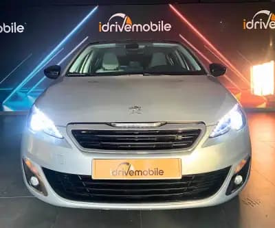 Sell Peugeot 308 2016 - 15500 EUR, 171736 km - AUTO.MOTO.pt