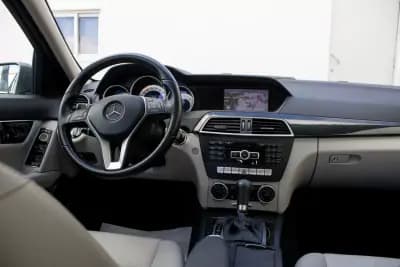 Vendo Mercedes-Benz C 220 2012 - 15990 EUR, 216000 km - AUTO.MOTO.pt