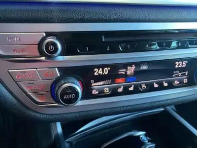 Vendo BMW 740 2021 - 66900 EUR, 56181 km - AUTO.MOTO.pt