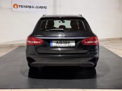 Sell Mercedes-Benz C 200 2020 - 23900 EUR, 98681 km - AUTO.MOTO.pt