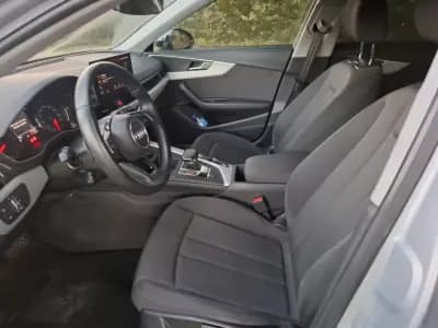 Vendo Audi A4 Avant 2023 - 35900 EUR, 56500 km - AUTO.MOTO.pt