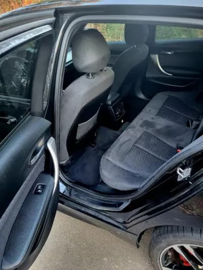 Vendo BMW 120 2015 - 20990 EUR, 157100 km - AUTO.MOTO.pt