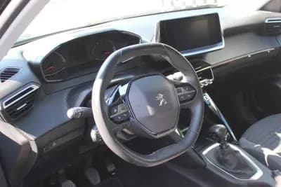 Sell Peugeot 2008 2022 - 19750 EUR, 92250 km - AUTO.MOTO.pt