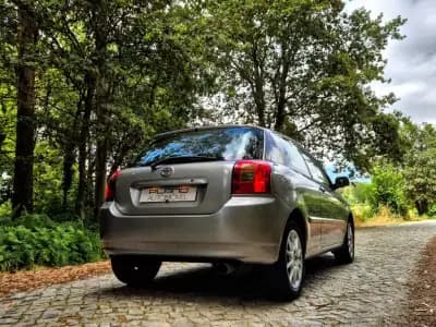 Sell Toyota Corolla 2002 - 11900 EUR, 196000 km - AUTO.MOTO.pt