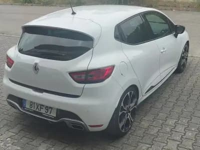 Sell Renault Clio 2016 - 19990 EUR, 116000 km - AUTO.MOTO.pt