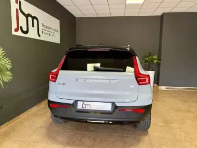 Sell Volvo XC 40 2021 - 26500 EUR, 139987 km - AUTO.MOTO.pt