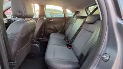 Vendo Opel Crossland 2021 - 14750 EUR, 51130 km - AUTO.MOTO.pt