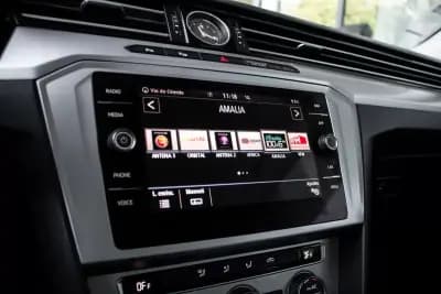 Sell Volkswagen Passat Variant 2017 - 10900 EUR, 290131 km - AUTO.MOTO.pt