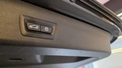 Vendo BMW 520 2018 - 23900 EUR, 284762 km - AUTO.MOTO.pt