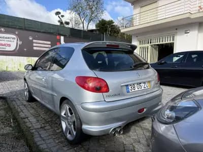 Sell Peugeot 206 2005 - 11500 EUR, 64000 km - AUTO.MOTO.pt