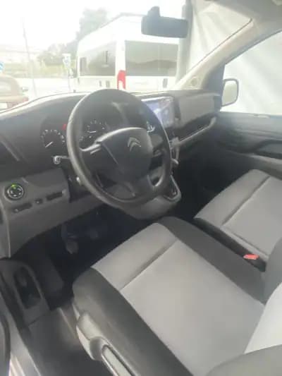 Sell Citroën Jumpy 2020 - 24490 EUR, 170415 km - AUTO.MOTO.pt