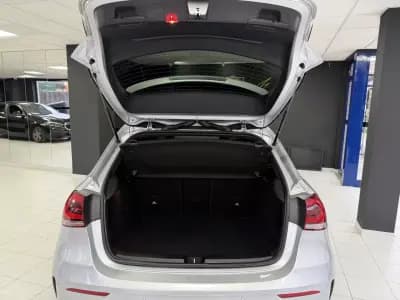 Vendo Mercedes-Benz A 180 2018 - 28000 EUR, 64735 km - AUTO.MOTO.pt