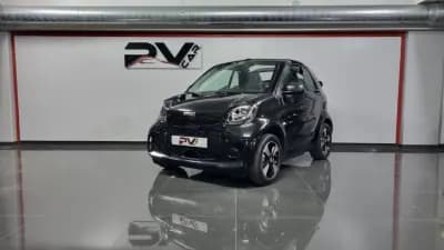 Vendo Smart Fortwo Cabrio 2021 - 13990 EUR, 59000 km - AUTO.MOTO.pt